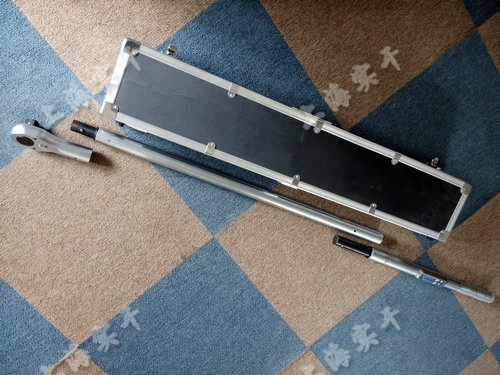 数显扭矩扳手